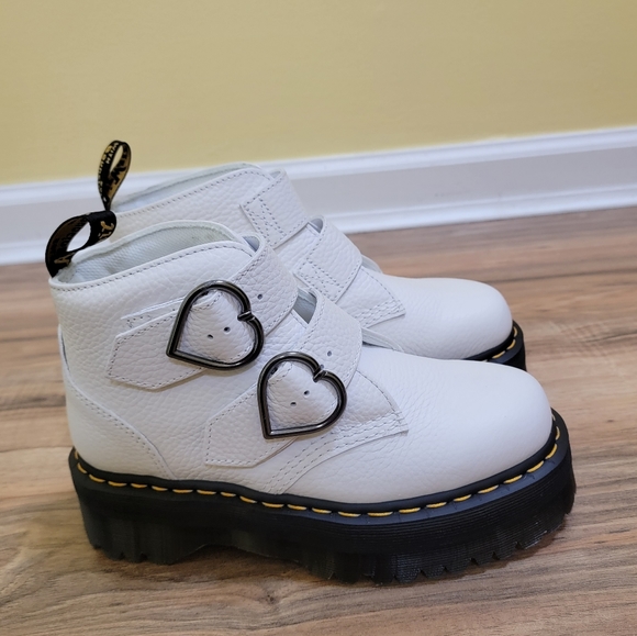 ❤️Dr. Martens, DEVON FLOWER BUCKLE LEATHER PLATFORM BOOTS,size US 7 - Picture 5 of 12